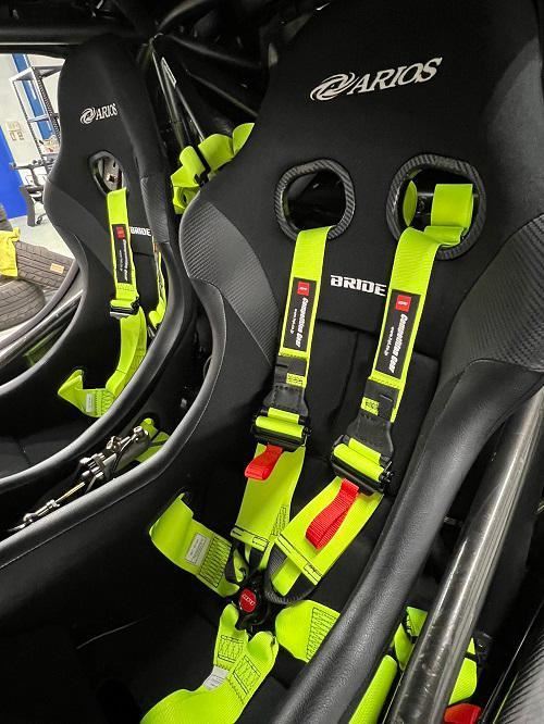 パーソナライズされた蛍光レース用シートベルト、忘れずに純正品を購入してください