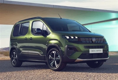 Peugeot E-Rifter 公式マップの 2 つのバージョンがリリース可能です。